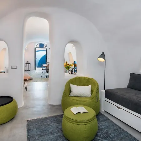 Alexi's Place By Thireon * Oia