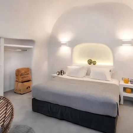 Alexi's Place By Thireon Tatil Evi